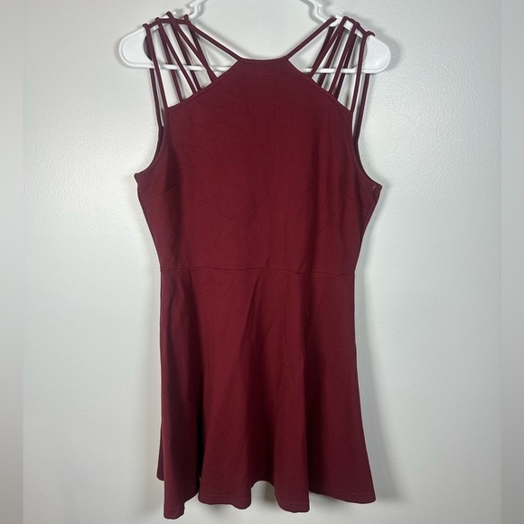 Black Swan Dresses & Skirts - Y2K Black Swan Burgundy Strappy Mini Dress Fit and Flare Skater size Large
